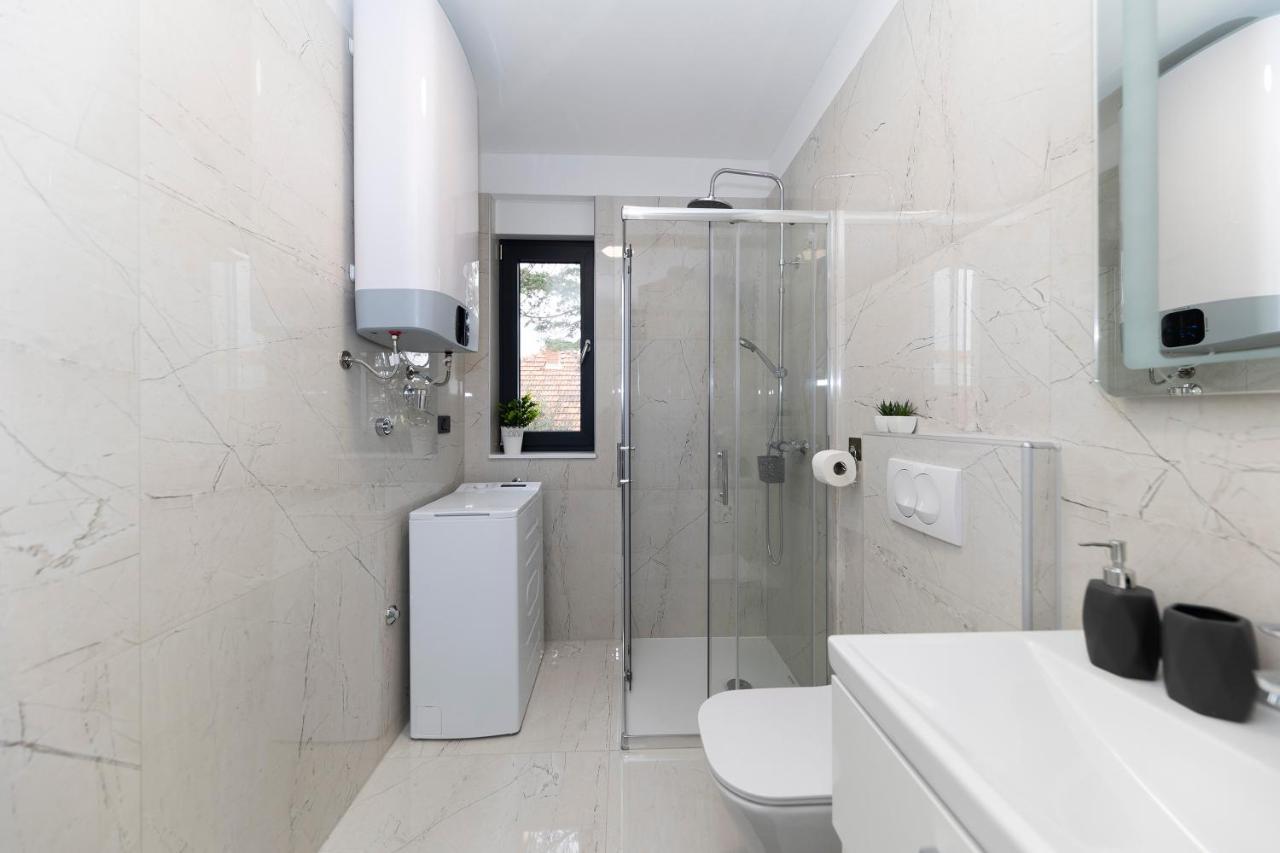 Appartement Marianne , Parking Free , 2 Bedroom & 2 Bathroom , Modern & Cozy